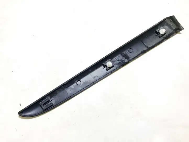 Renault Clio III (2005 - 2012) 8200289931 Молдинги задней двери — фото 2