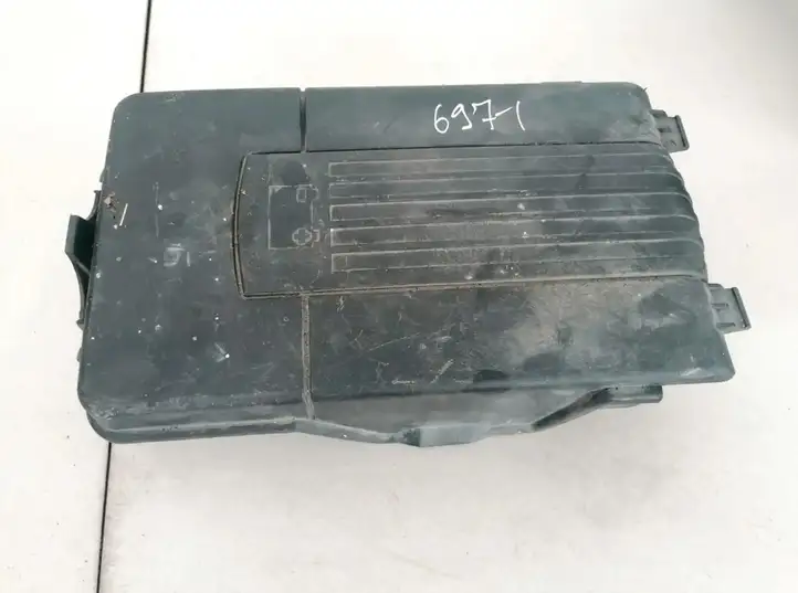 Volkswagen PASSAT B6 (2005 - 2010) 1k0915443a Крышка ящика аккумулятора — фото 1