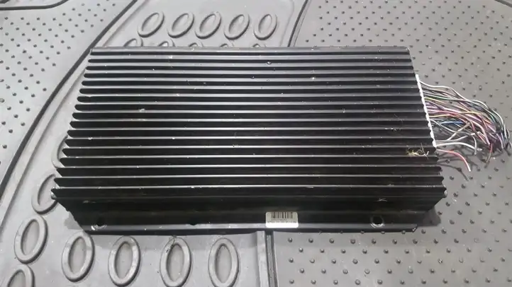 Rover 75 (1995 - 2006) xqk100190 Усилитель звука — фото 1
