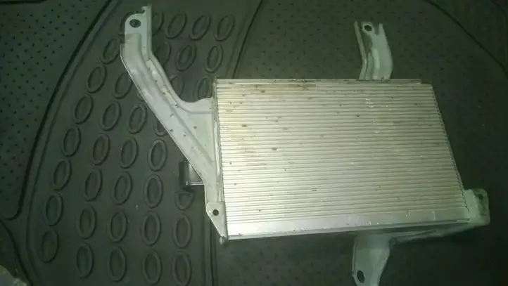 Toyota Prius (NHW20) (2003 - 2009) 862800W240 Усилитель звука — фото 1
