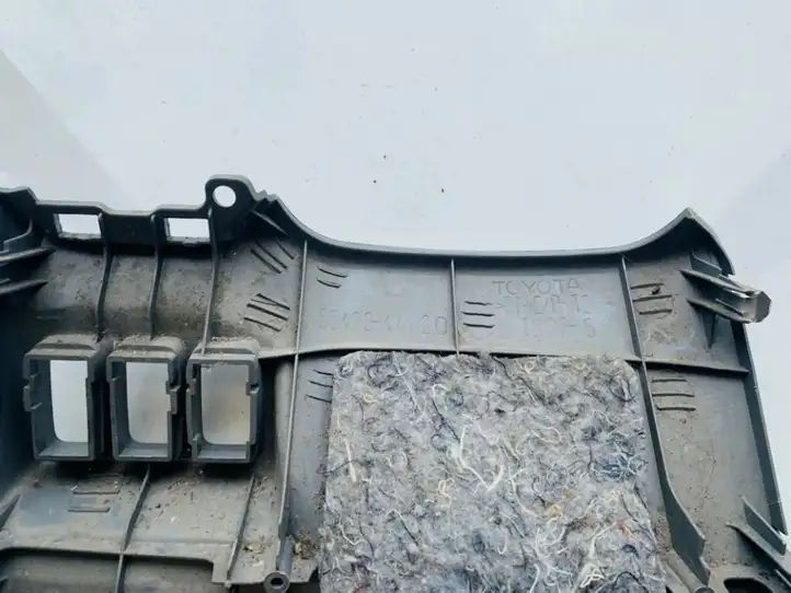 Toyota Avensis Verso (2001 - 2004) 5543344020 Прочие детали салона — фото 3