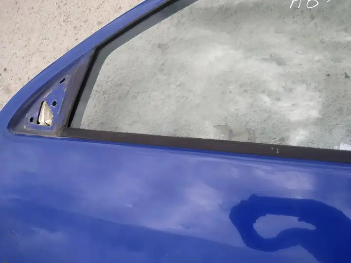 Skoda Fabia Mk1 (6Y) (1999 - 2007) Накладка стекла передней двери — фото 3