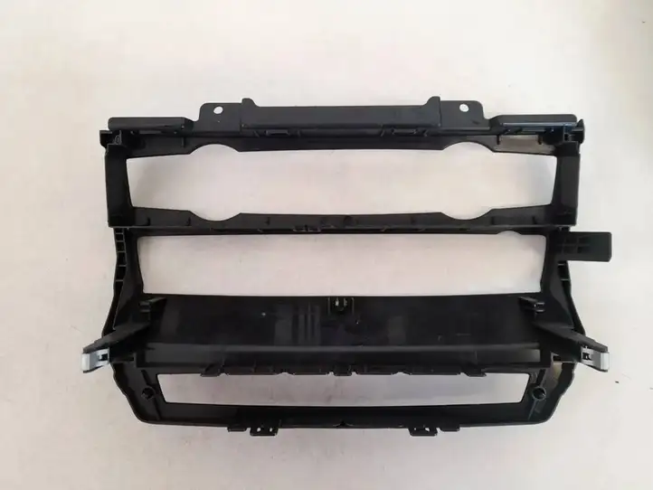 BMW X5M E70 (2010 - 2013) 5145716179704 Прочие детали салона — фото 3