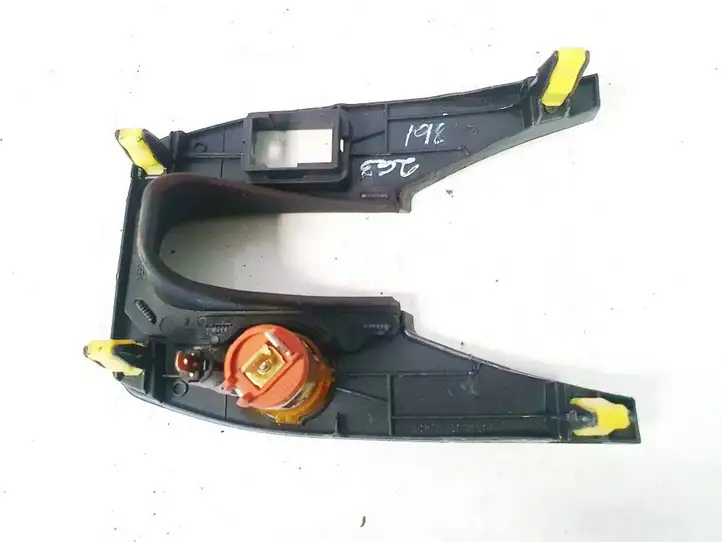 Toyota Auris 150 (2006 - 2012) 5891702120 Прочие детали салона — фото 3