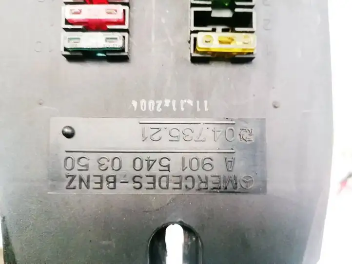 Mercedes-Benz Sprinter W901 W902 W903 W904 (1995 - 2007) A9015400350 Блок предохранителей (комплект) — фото 3