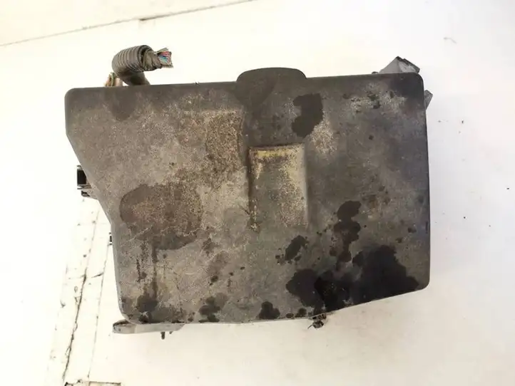 Toyota Auris 150 (2006 - 2012) 7233r0a1 Блок предохранителей (комплект) — фото 1