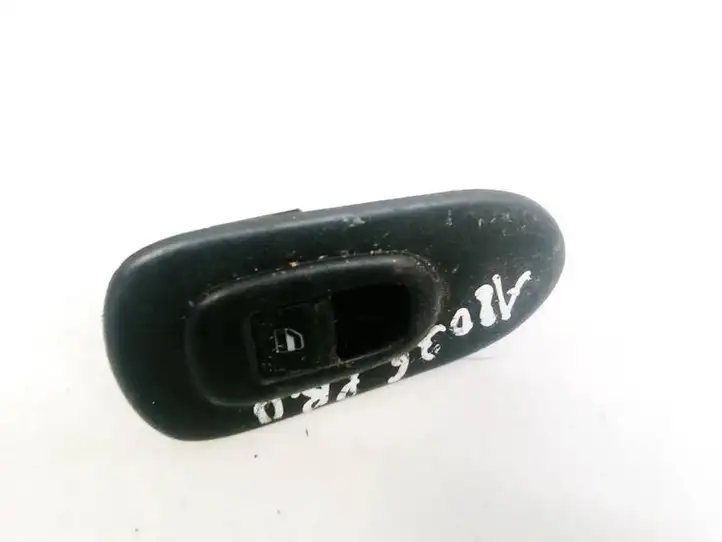 Seat Toledo II (1M) (1998 - 2006) 1M0867164 Блок кнопок стеклоподъемников — фото 1