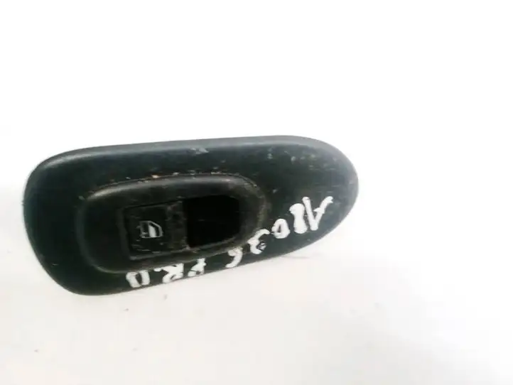 Seat Toledo II (1M) (1998 - 2006) 1M0867164 Блок кнопок стеклоподъемников — фото 2