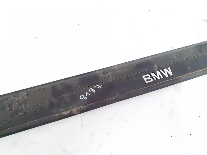 BMW 3 E90 E91 (2005 - 2012) 51477060280 Внутренняя отделка переднего порога — фото 2