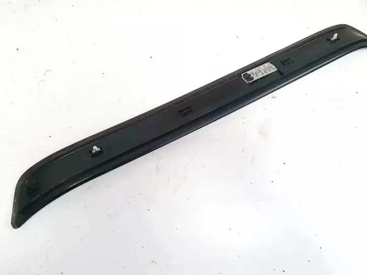 BMW 3 E90 E91 (2005 - 2012) 51477060280 Внутренняя отделка переднего порога — фото 3