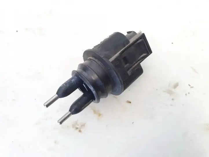 Seat Toledo II (1M) (1998 - 2006) 1j0973202 Датчик уровня охлаждающей жидкости — фото 2