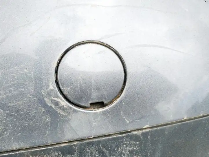 Volkswagen Touran I (2003 - 2010) Заглушка буксировочной петли бампера — фото 2