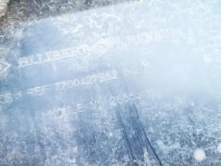 Renault Megane I (1995 - 2002) 7700427562 Прочие внешние детали — фото 3