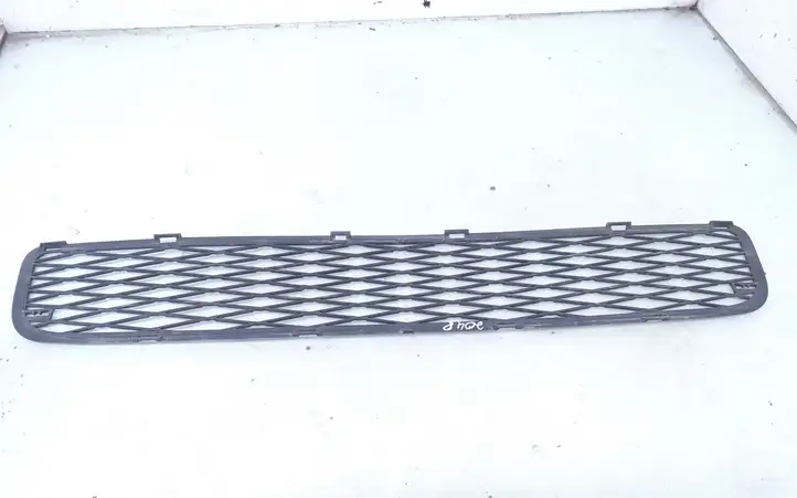 Toyota Yaris (2005 - 2009) 531120D050 Нижняя решетка переднего бампера — фото 1
