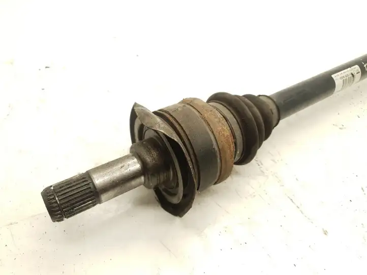 BMW 5 F10 F11 (2009 - 2016)  7581028 Задняя полуось