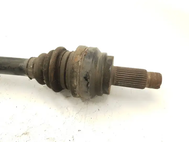 BMW 5 F10 F11 (2009 - 2016)  7581028 Задняя полуось