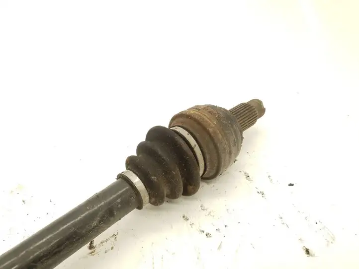 BMW 3 E90 E91 (2005 - 2012)  7527073 Задняя полуось