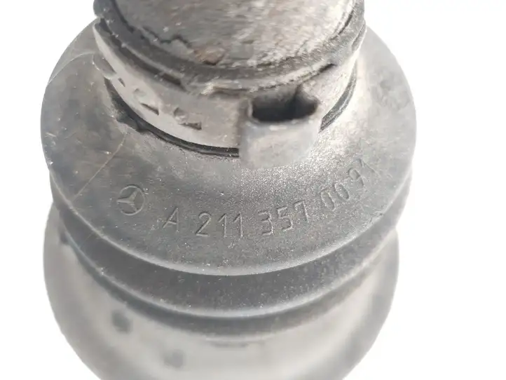 Mercedes-Benz C W203   A211357 Задняя полуось