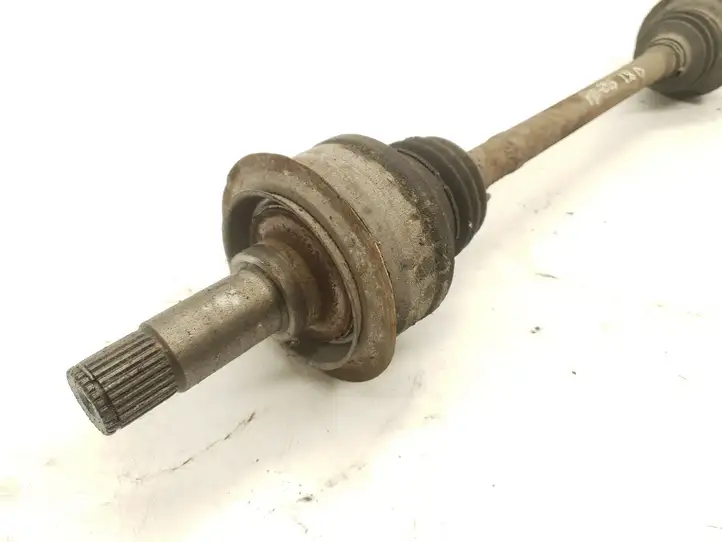 Mercedes-Benz C W203   A211357 Задняя полуось