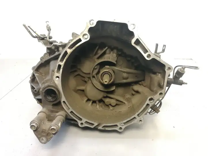 Mazda 6. (2009 - 2012)  FB2B2C2B Механическая коробка передач, 6 передач