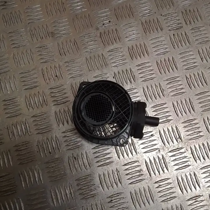 Volkswagen PASSAT B6   074906461B Измеритель потока воздуха