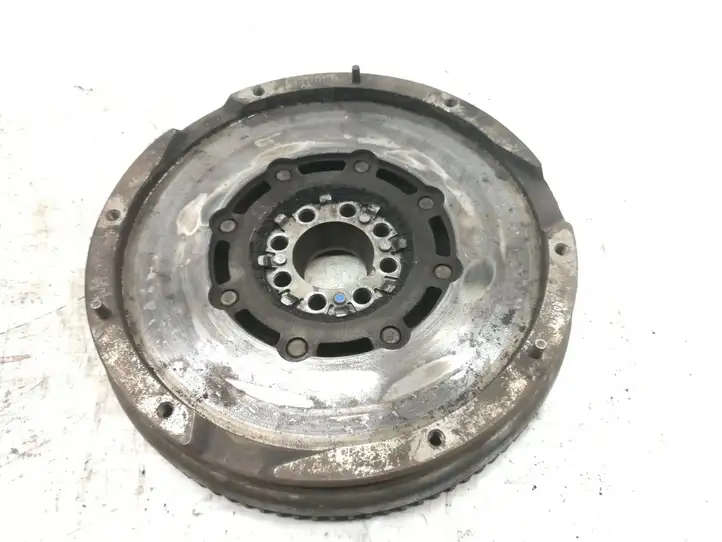 Toyota Corolla Verso E121 (2004 - 2007)   Маховик