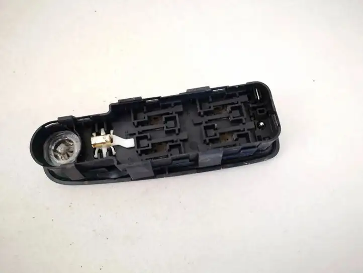 Citroen C4 I Picasso (2006 - 2013) 96639382ZD Накладка кнопки стеклоподъемника — фото 3
