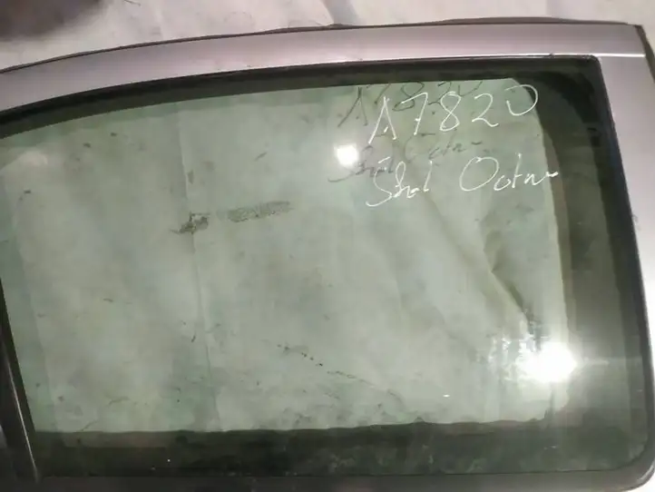 Skoda Octavia Mk2 (1Z) (2004 - 2013) Стекло задней двери — фото 3