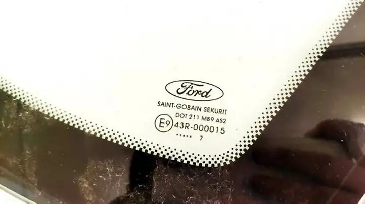 Ford Focus (2005 - 2008) Заднее боковое стекло — фото 3