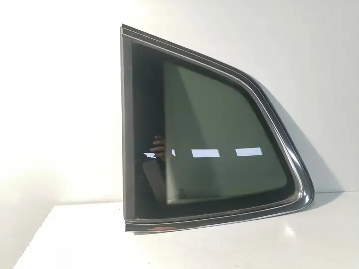 Volkswagen Tiguan (2020 - 2024) 5NN845041E Заднее боковое стекло — фото 1