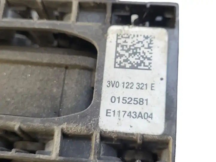 Skoda Superb B8 (3V) (2015 - 2023) 3V0122321E Воздуховод интеркулера — фото 6