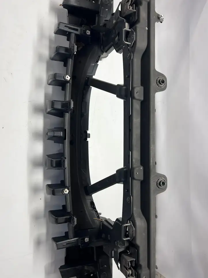 Land Rover Range Rover Sport L494 (2013 - 2017) DK8217A793AA Кронштейн переднего бампера — фото 8