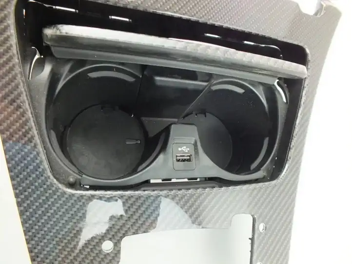 BMW M6 F06/F12/F13 (2012 - 2018) 8052364 Другая деталь консоли (туннеля) — фото 11