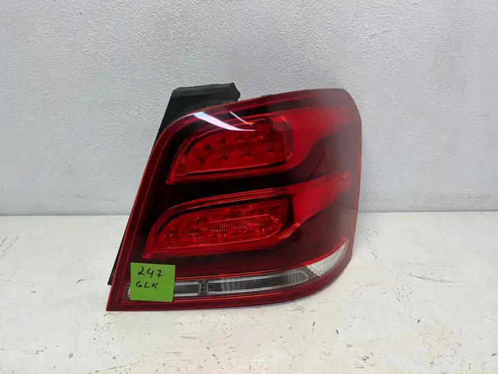 Mercedes-Benz GLK X204 (2008 - 2016) A2049060257 Задний фонарь в кузове — фото 1