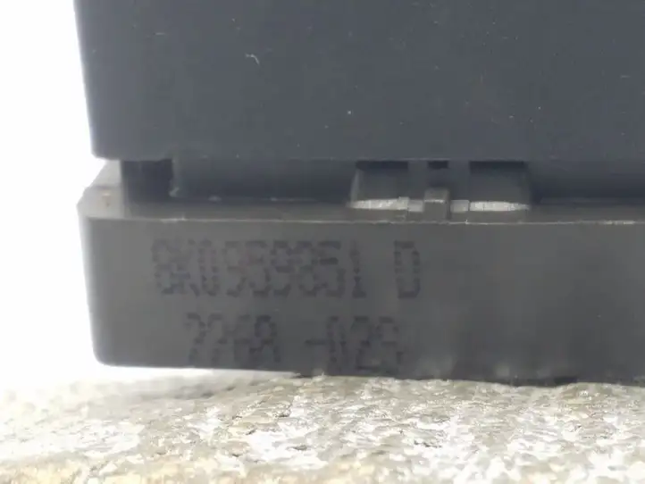 Audi A4 S4 B8 8K (2007 - 2011) 8K0959851D Блок кнопок стеклоподъемников — фото 3