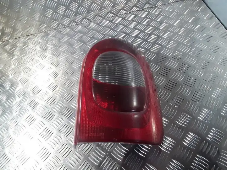 Citroen Xsara Picasso (1999 - 2012) 9631563940 Задний фонарь в кузове — фото 1