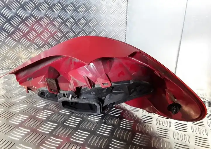 Peugeot 207 (2006 - 2009) 9649986680 Задний фонарь в кузове — фото 3