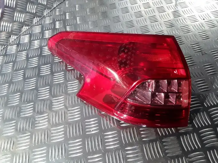 Citroen C5 (2008 - 2017) 968107418000 Задний фонарь в кузове — фото 1
