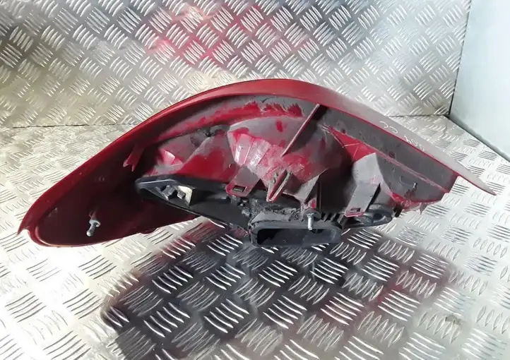 Peugeot 207 (2006 - 2009) 968017908000 Задний фонарь в кузове — фото 3