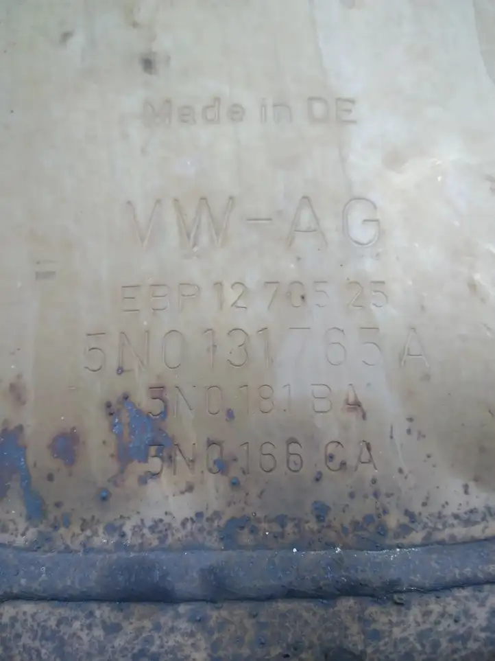 Volkswagen Scirocco (2008 - 2014) 5N0131765A Катализатор / DPF / FAP — фото 3