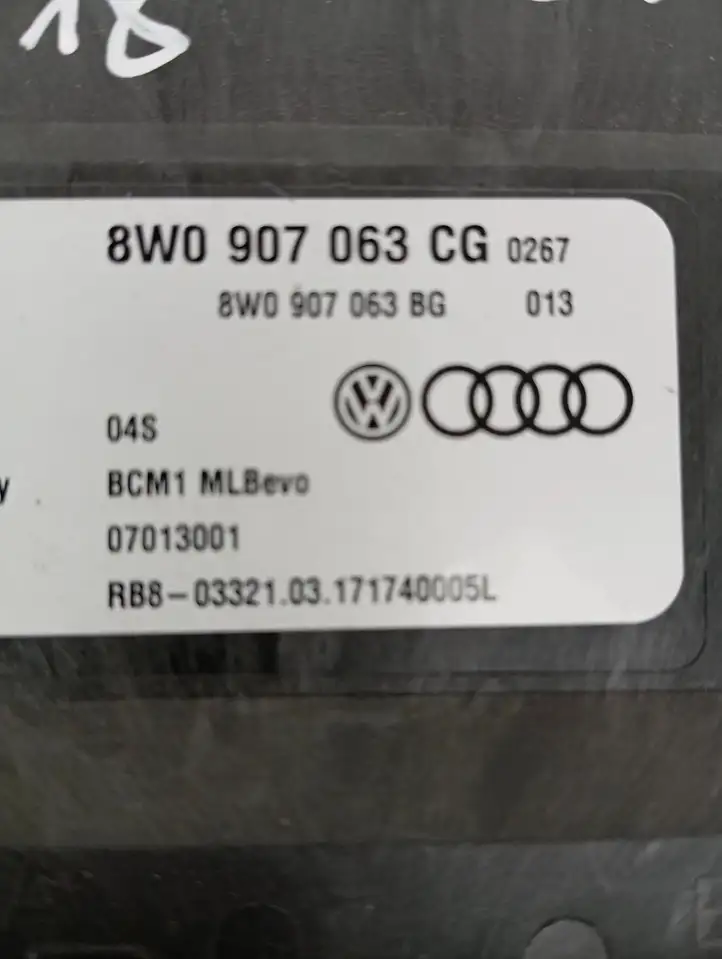 Audi A4 S4 B9 (2015 - 2019) 8W0907063CG Модуль комфорта — фото 6