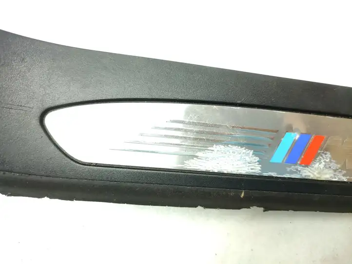 BMW 5 E60 E61 (2004 - 2010) 7897245 Внутренняя отделка переднего порога — фото 5
