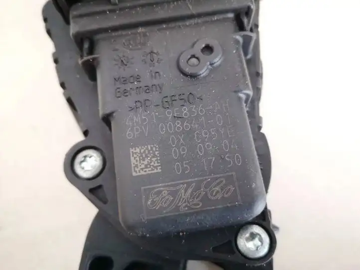 Volvo V50 (2004 - 2008) 4m519f836ah Педаль акселератора — фото 2