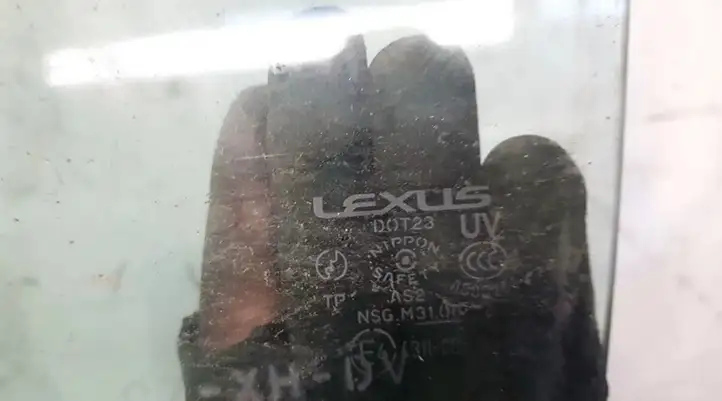 Lexus IS 220D-250-350 (2005 - 2010) Стекло задней двери — фото 2