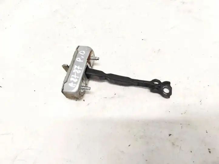 Toyota Corolla Verso AR10 (2004 - 2009) Ограничитель двери — фото 2