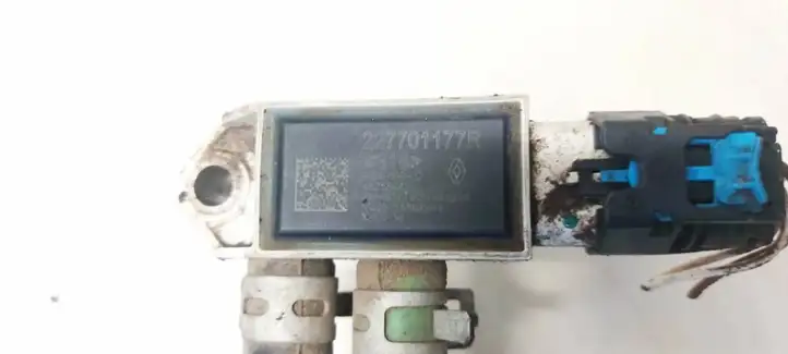 Nissan Qashqai (2006 - 2010) 227701177r Датчик давления выхлопных газов — фото 2