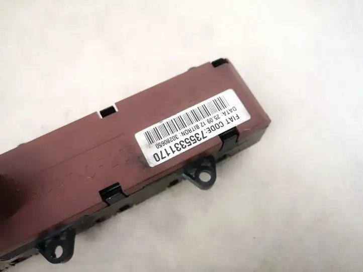 Citroen Jumper (2007 - 2013) 7355331170 Включатель аварийных фонарей — фото 3