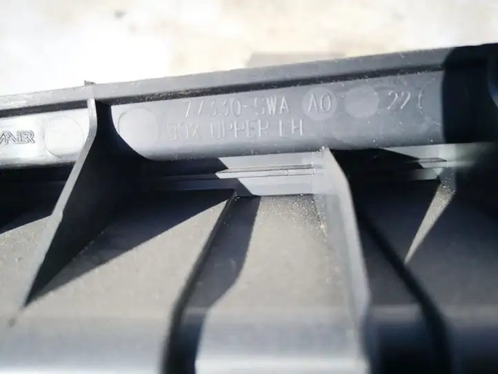 Honda CR-V (2006 - 2009) 77330swaa0 Вещевой ящик — фото 3