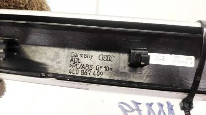 Audi Q7 4L (2005 - 2009) 4L0867409 Прочие детали салона — фото 4