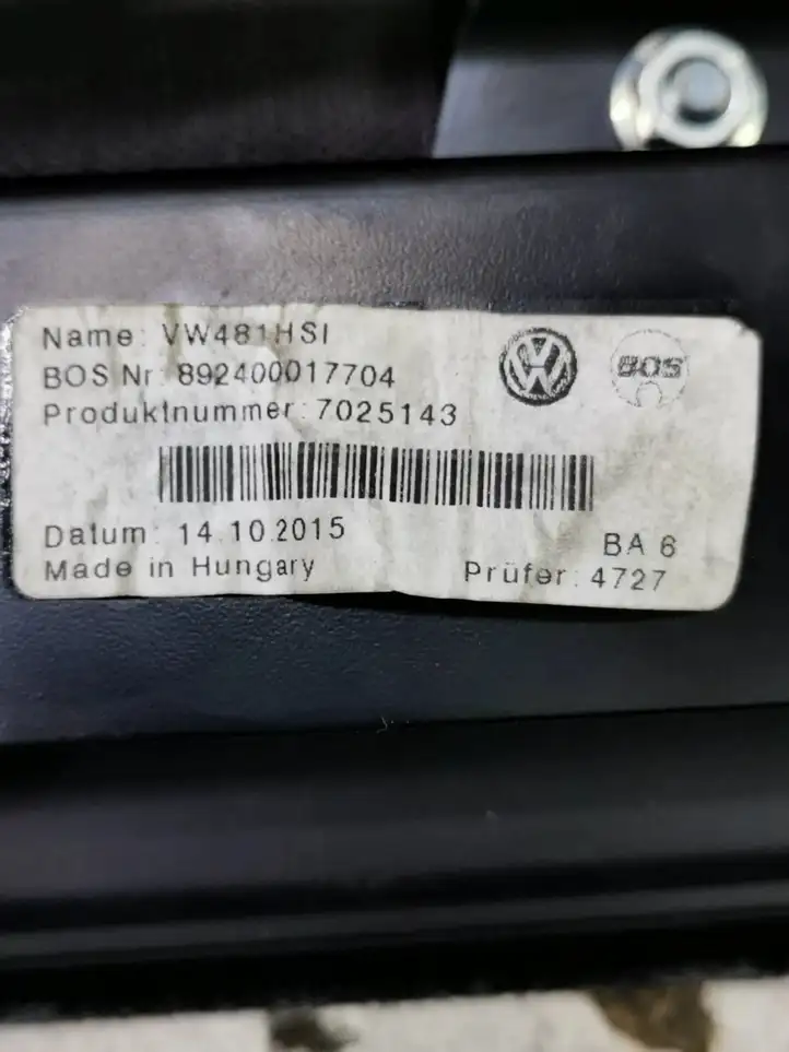 Volkswagen PASSAT B8 (2015 - ) 892400017704 Электрическая шторка заднего стекла — фото 4